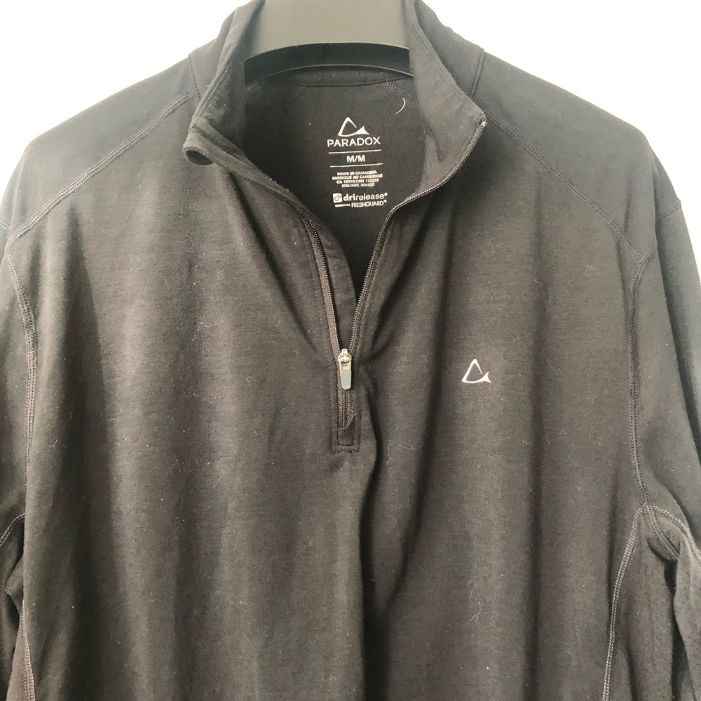 Paradox Pull over - 1/4 zip